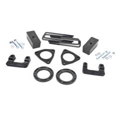 Rough Country 2.5 Inch Leveling Kit | Stamped Steel | Chevy/GMC Sierra 1500 (16-18)/Silverado 1500 (07-18)