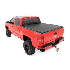 Rough Country Soft Tri-Fold Bed Cover | 5'9" Bed | Chevy/GMC 1500 (14-18 & Classic)