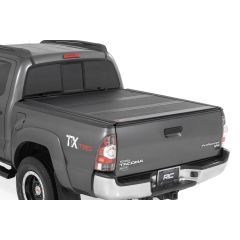 Rough Country Hard Low Profile Bed Cover | 5' Bed | Toyota Tacoma 2WD/4WD (05-15)
