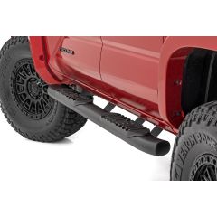 Rough Country Oval Nerf Step | Double Cab | Black | Toyota Tacoma 2WD/4WD (2024-2026)