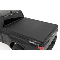 Rough Country Soft Tri-Fold Bed Cover | With & W/O OE Rails | 6'7" Bed | Toyota Tundra (22-26)