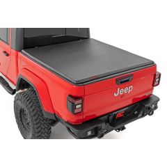 Rough Country Soft Tri-Fold Bed Cover | 5' Bed | Jeep Gladiator JT 4WD (2020-2026)