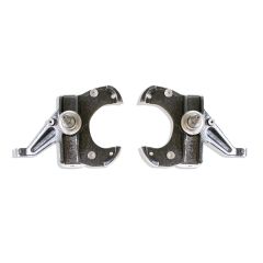 MaxTrac 1973-1987 C10 2.5" LOWERING SPINDLES (1.25" ROTORS)