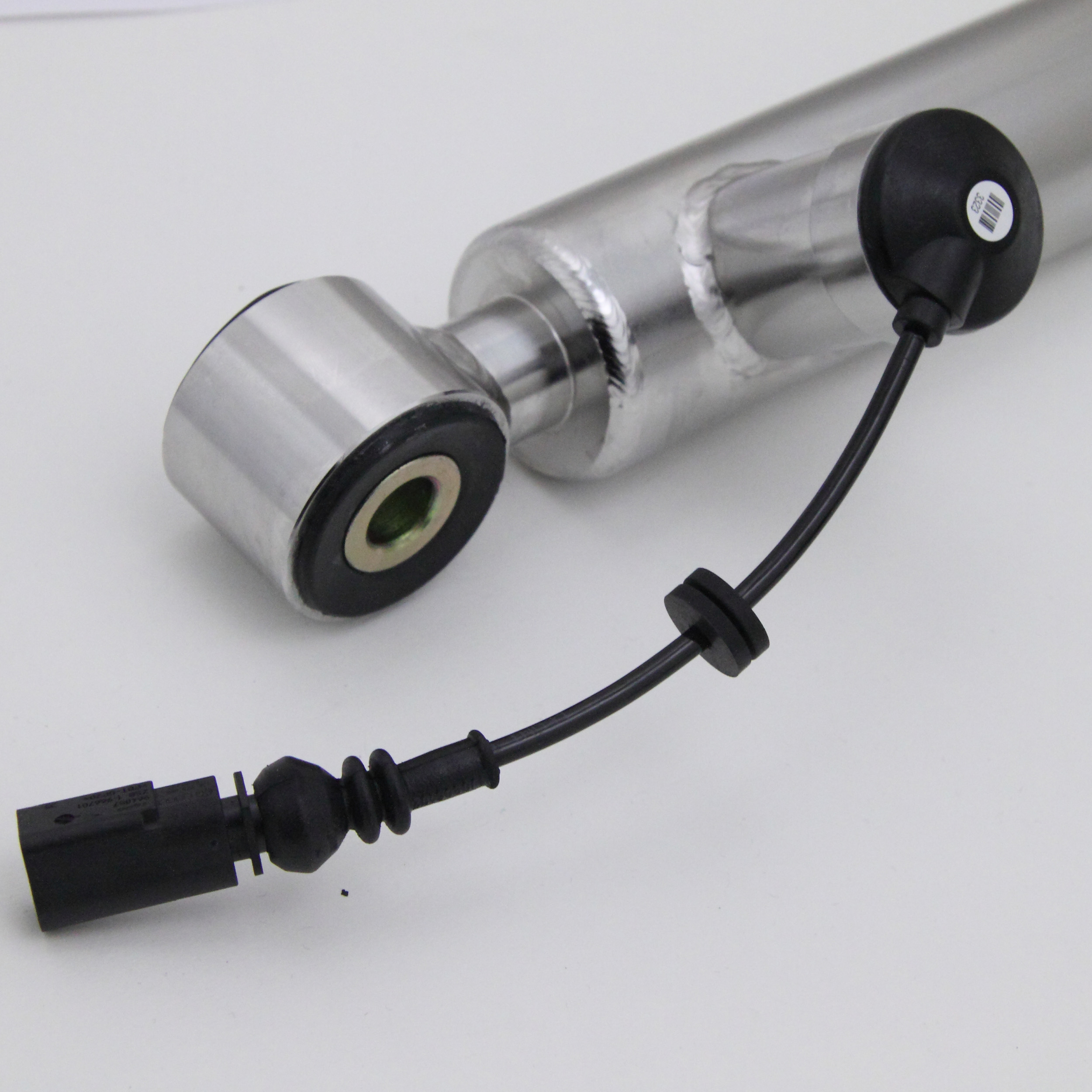 No more compromises: With Plug & Play, you retain the car's paid-for control systems.